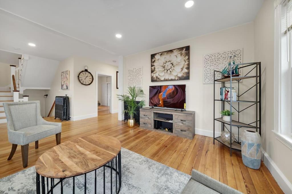 Apartamento 5br 2bh Bright & Spacious In Brighton Boston